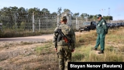 Bulgaria has reinforced its 259-kilometer southeastern frontier with non-EU member Turkey with a barbed-wire fence, but the barrier has been damaged amid a surge of people trying to cross.