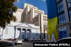 The Menorah Center, a cultural and business center for Dnipro's Jewish community, was established by tycoons Hennadiy Boholyubov and Ihor Kolomoyskiy.