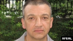 Sergiu Mocanu is a former aide of Voronin's, and a current critic.