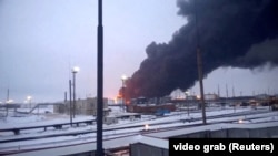 Smoke billows from a refinery in Russia's Rayazon region following a drone strike on March 13. 