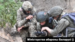 Wagner mercenaries train Belarusian military personnel late last month. 