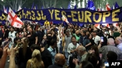 Thousands of Georgians protested on April 28 against plans to introduce a "foreign agents" law.