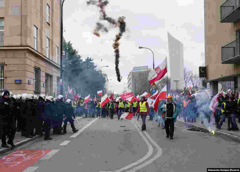 The protest in Warsaw on March 6.&nbsp; Protests against increasing government involvement in agriculture have rocked Europe in recent months.&nbsp;