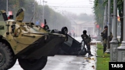 Troops on the streets of Nalchik following an attack by militants on October 17, 2005.