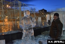 An ice sculptor at work.