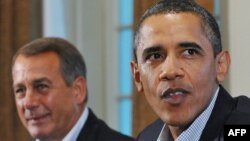 U.S. President Barack Obama (right) and House Speaker John Boehner need to find a compromise to steer clear of the "fiscal cliff."