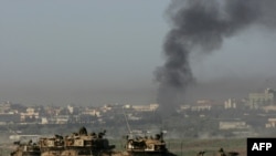 Column of Israeli tanks near the Gaza border