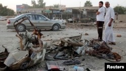 Iraqi cities have been rocked by violent attacks, such as this car bombing in Baghdad, in recent weeks. (file photo) 