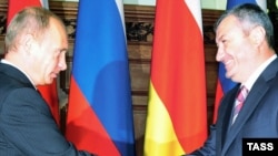 Is Russian Prime Minister Vladimir Putin (left) ready to welcome South Ossetia's Eduard Kokoity into his federation?