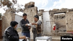 Voting in Osh on October 10