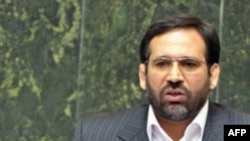 Iranian Economy and Finance Minister Shamseddin Hosseini 