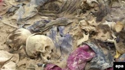 Remains recovered from a mass grave in Al-Samawa, Iraq