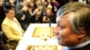 Grandmaster Karpov Prepares Next Move In Bid For FIDE Presidency