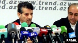 Iranian envoy to Azerbaijan Mohammad Bagir Bahrami (left) at a press conference in Baku (file photo).