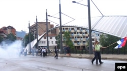 Tensions have been high for years between ethnic Serbs and ethnic Albanians in Mitrovica. (file photo)