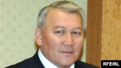 Kazakhstan's Health Minster Zhaqsylyq Dosqalyev