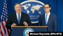 U.S. Secretary of State Mike Pompeo (left) and U.S. Treasury Secretary Steven Mnuchin announce sanctions against Iran during a news conference at the Foreign Press Center in Washington, D.C., on November 5.