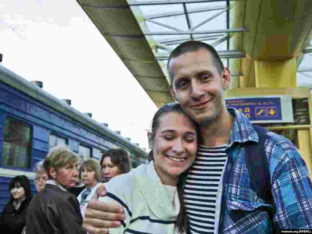 Kirkevich&#39;s wife met him at the train station in Minsk. His postelection imprisonment cut short their honeymoon.