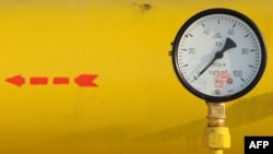 European states are anxious to avoid a repeat of what happened in January 2006 when, during a similar row, Moscow cut off supplies to Ukraine, causing a brief fall in gas pressure for some European consumers.