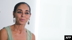 Iranian-born visual artist Shirin Neshat is one of the signatories of a new letter calling on U.S. President-elect Donald Trump to preserve the nuclear deal with Iran.