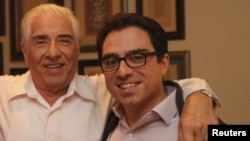 Siamak Namazi (right) and his father, Baquer (file photo). 