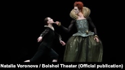 Olga Smirnova (left) appears in the Bolshoi Theater production of Orlando.