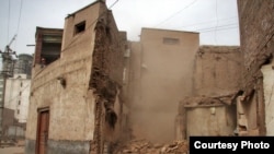 Demolition has begun in parts of Kashgar's Old City.