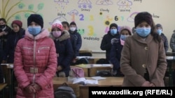 Many classrooms in Uzbekistan are not properly heated. 