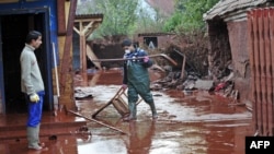 Toxic red sludge swept into several Hungarian towns on October 4.