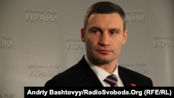 Udar party leader Vitali Klitschko said Ukrainians "should not be held hostage to politicians."