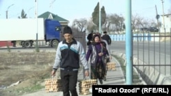 Tajik and Uzbek border residents are excited about the business opportunities as the border opens.