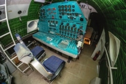 Controls inside the ekranoplan