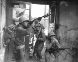 U.S. troops fighting in Seoul on September 20, 1950.