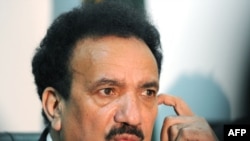 Rehman Malik of the Pakistani Interior Ministry told journalists of the domestic link to the planning of the Mumbai attacks.