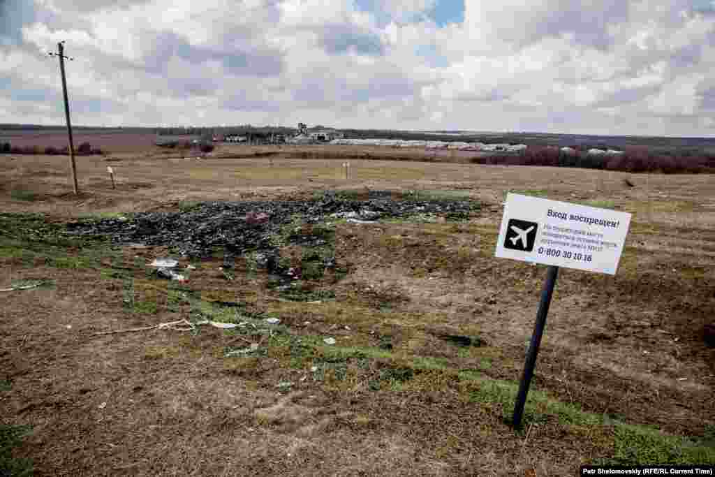 A sign forbidding access to the crash site, April 4, 2015