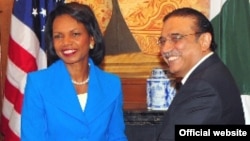 U.S. Secretary of State Condoleezza Rice meets with Pakistani President Asif Ali Zardari in New York City.