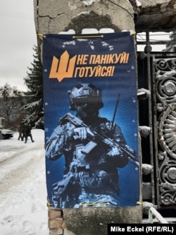 Ukraine’s National Corps, which has ties to right-wing extremist groups, has started organizing civil-defense training for Ukrainian civilians.