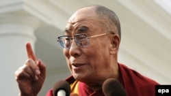 The Dalai Lama met U.S. President Barack Obama at the White House, triggering Chinese charges that the meeting had damaged U.S.-Chinese ties.