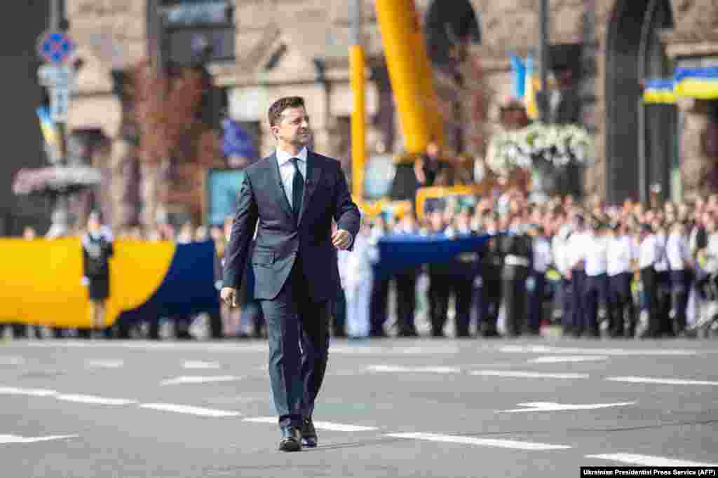 Ukrainian President Volodymyr Zelenskiy arrives to watch the Independence Day parade in Kyiv.&nbsp;