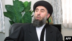 Gulbuddin Hekmatyar in a 2001 photo